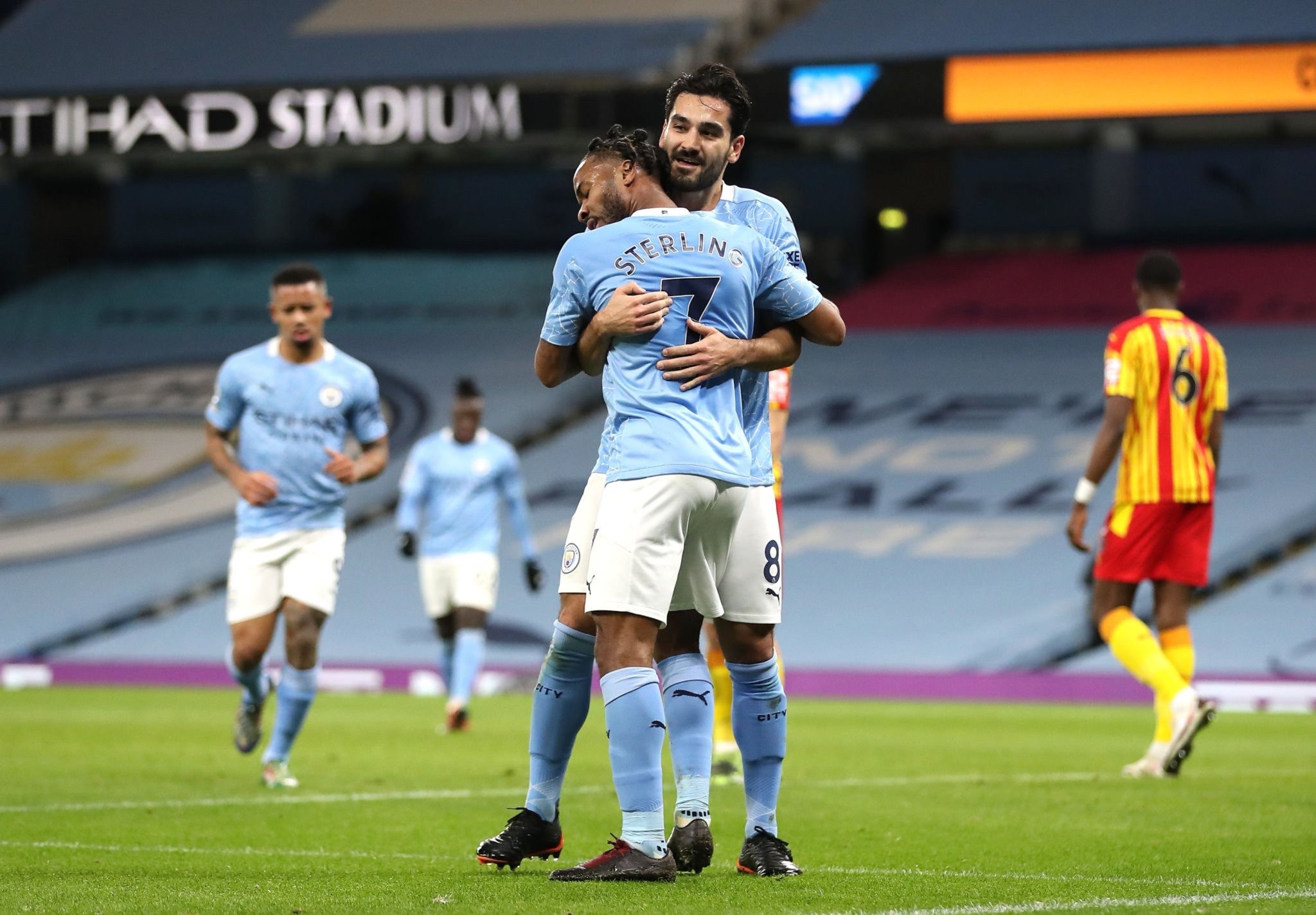 定了队伍的 定了队伍的