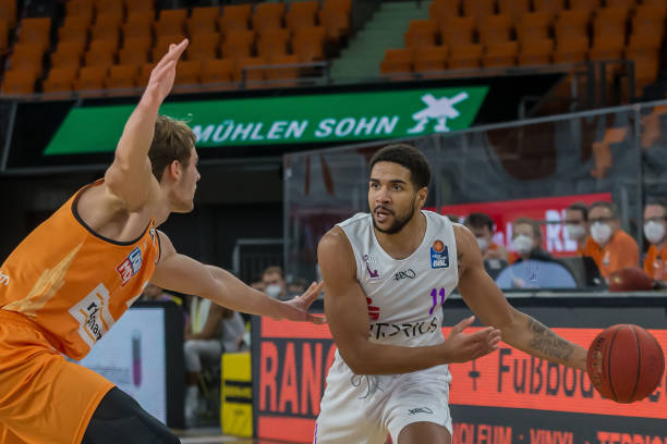 刻保持专注 刻保持专注